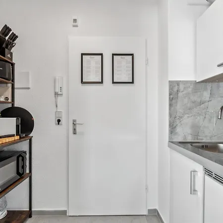 Hellohome I Gemuetliches Mit Grosser Dachterrasse & Parkplatz * Braunschweig